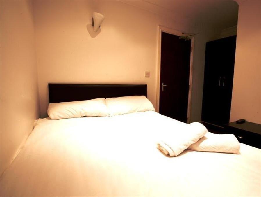 Cranford Hotel Ilford Esterno foto