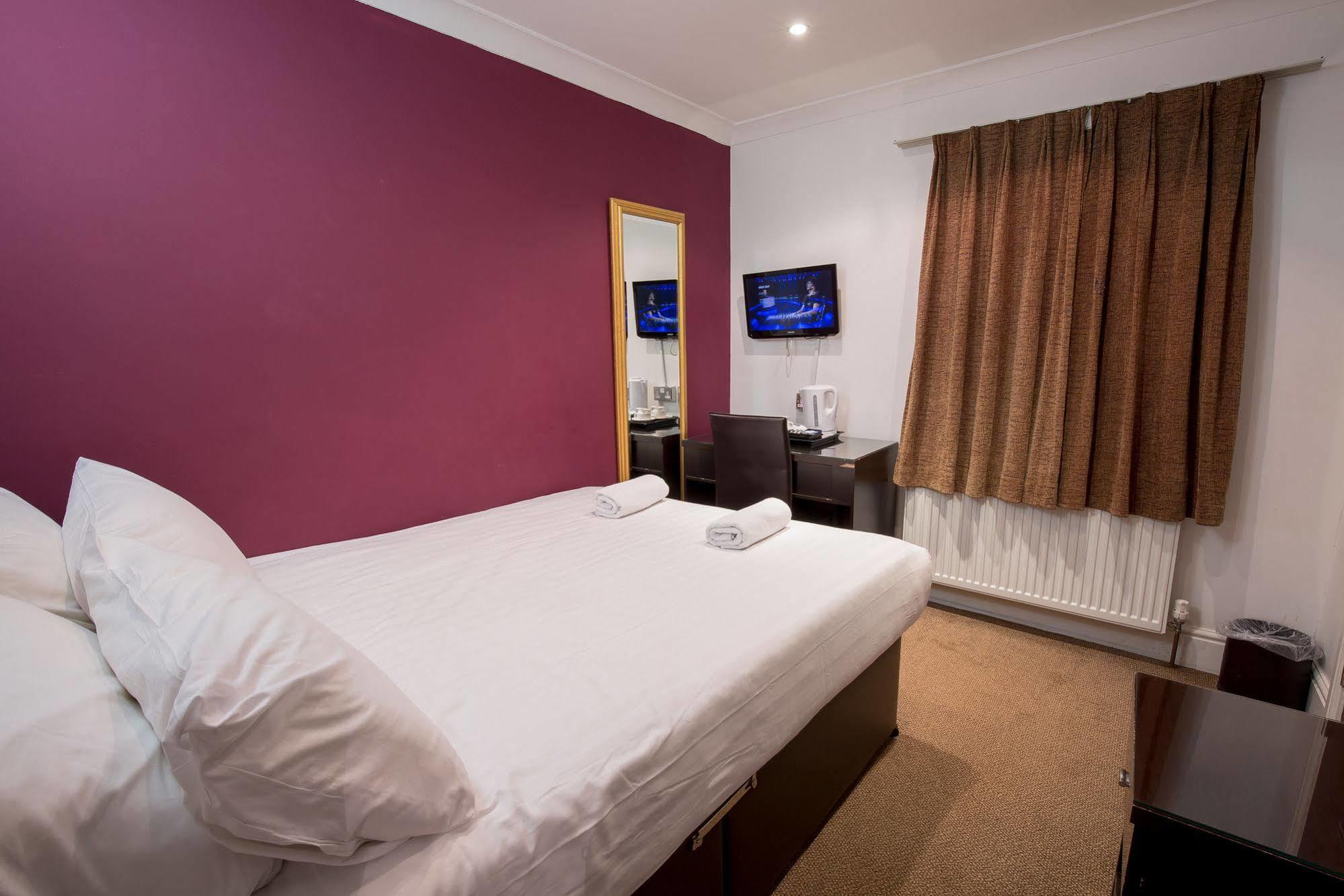 Cranford Hotel Ilford Esterno foto
