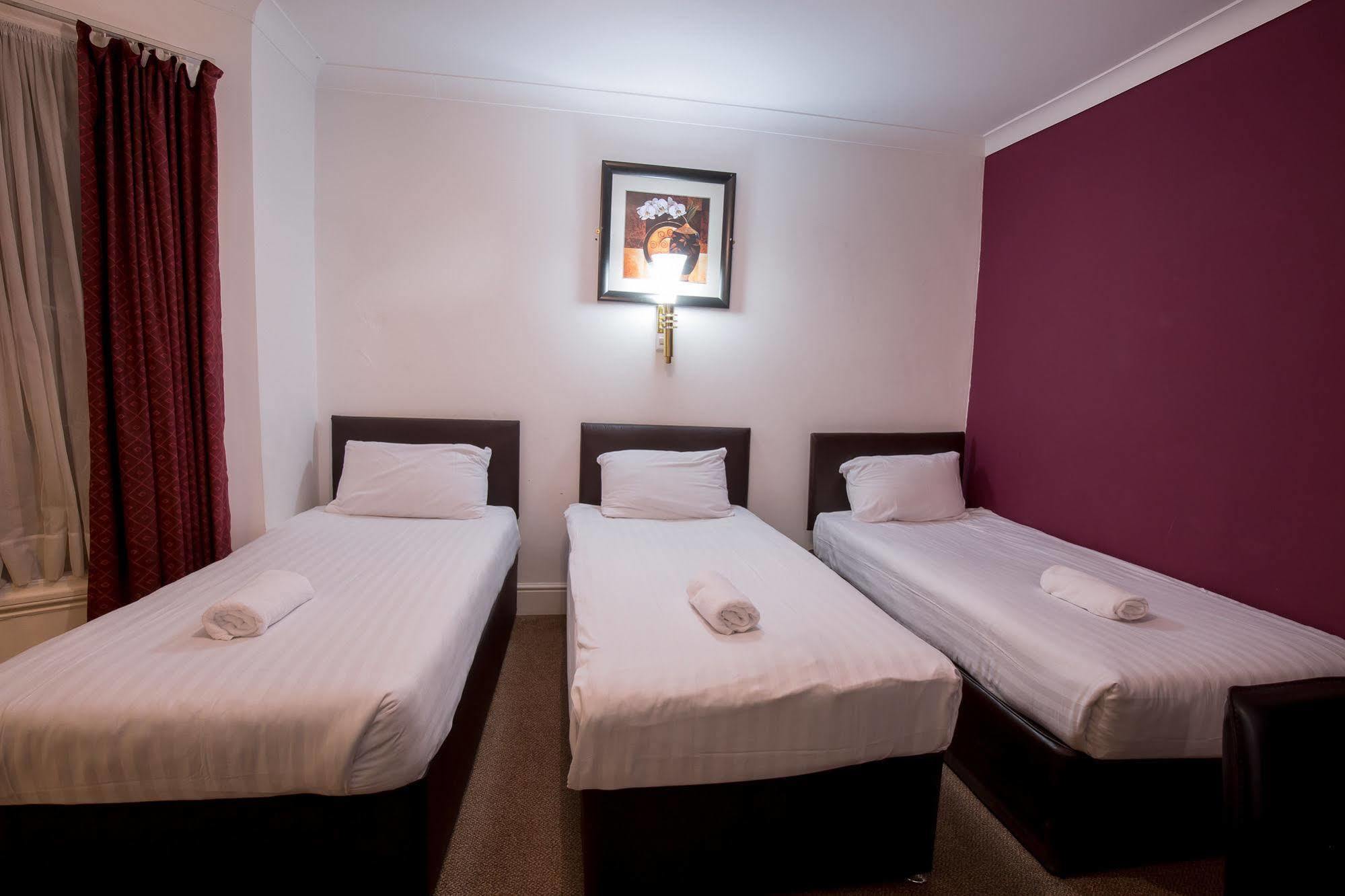 Cranford Hotel Ilford Esterno foto
