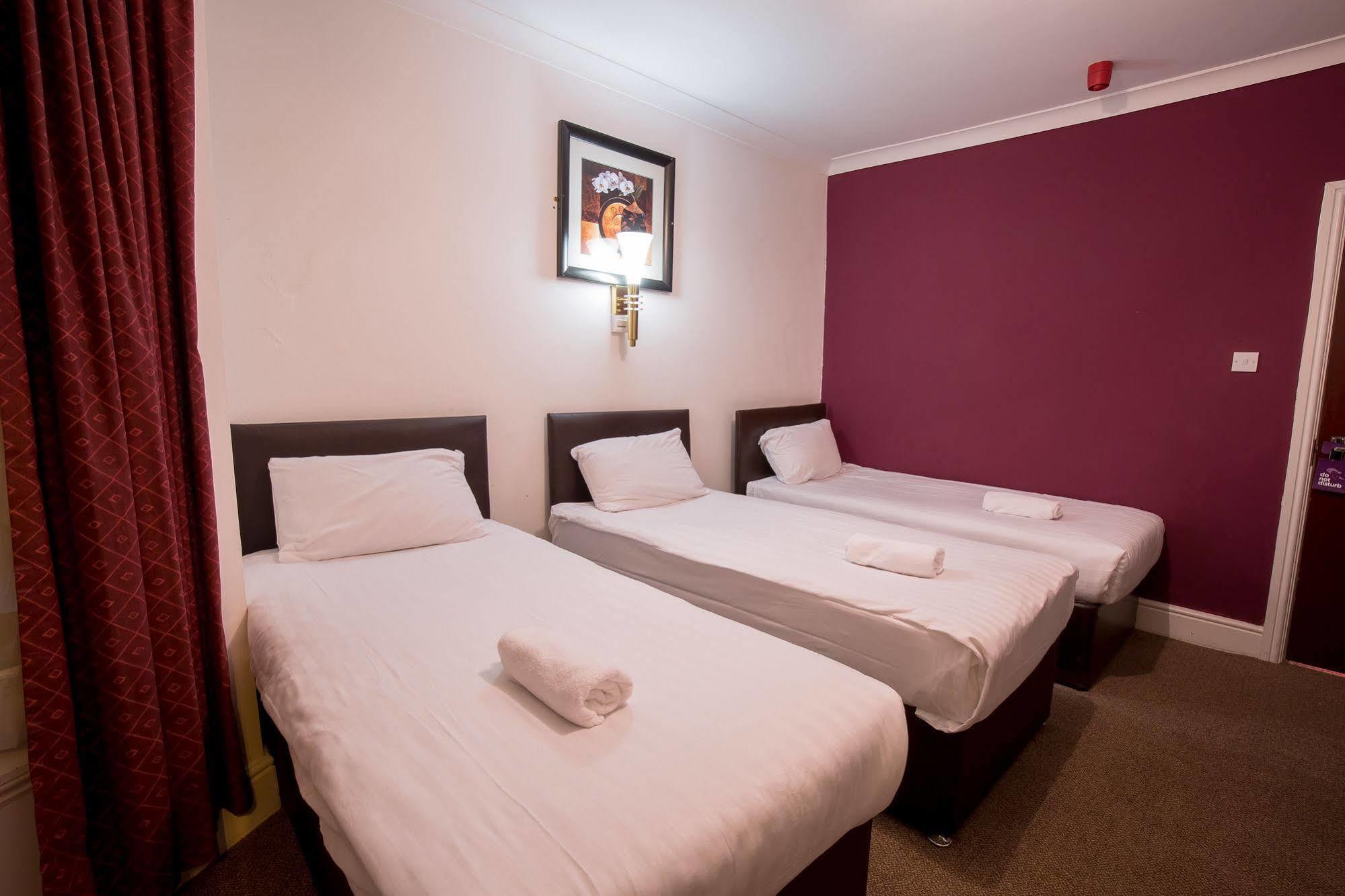Cranford Hotel Ilford Esterno foto